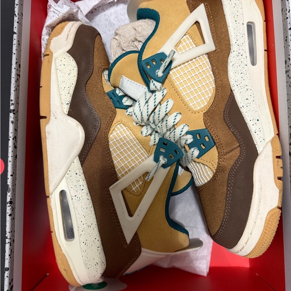 Jordan Air 4 Retro GS in Cacao and Geode Teal - Picture 1 of 8